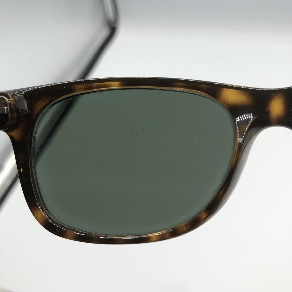 Ray-Ban New Wayfarer Tortoise Classic RB2132 902 52/18 145 3N Made In Italy - Picture 9 of 11